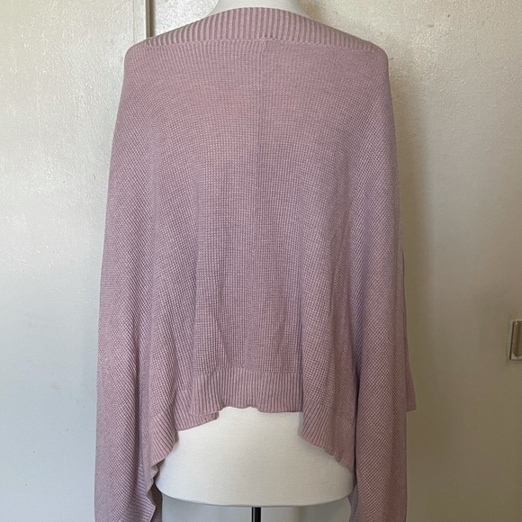 lululemon flow forward poncho - Picture 4 of 5